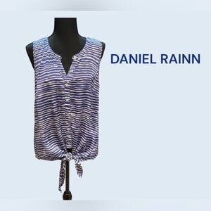 DANIEL RAINN SLEEVELESS FRONT TIE TOP, SIZE MEDIUM, VERY GENTLY WORN